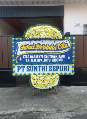 Papan Bunga Duka di Kadolo